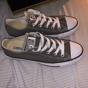 Converse Low Top